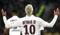 19-20フランス・リーグ1第21節、リール対パリ・サンジェルマン。ゴールを喜ぶパリ・サンジェルマンのネイマール（2020年1月26日撮影）。(c)FRANCOIS LO PRESTI / AFP