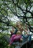 2007年9月9日、ムンバイ（Mumbai）の街を運ばれるガネーシャ（Ganesha）像。(c)AFP/Sajjad HUSSAIN