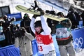 北京冬季五輪、スノーボード男子ハーフパイプ決勝。演技を終えた平野海祝（2022年2月11日撮影）。(c)Marco BERTORELLO / AFP