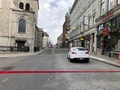カナダ・ケベックシティーで起きた刺殺事件を受け、封鎖された旧市街の道路（2020年11月1日撮影）。(c)Anne-Sophie THILL / AFP