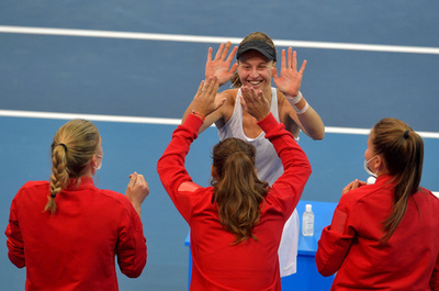 ロシアとスイスが決勝進出、ともにダブルス要員が活躍 BJK杯