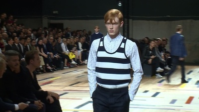 動画：マリンテイストを加えた新エレガンス、「ディオール オム」15年春夏メンズ