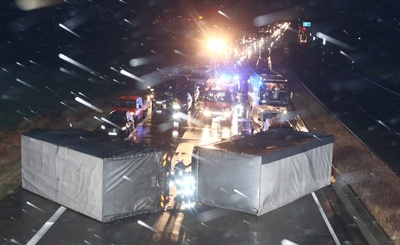 欧州に60年ぶりの猛烈な嵐、満潮と重なり警戒態勢強化