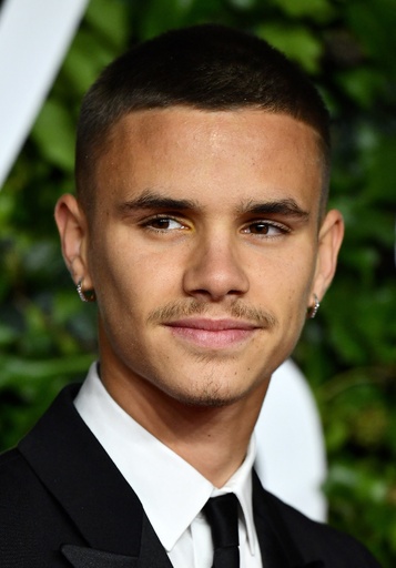 ベッカム氏の息子ロメオ、ブレントフォードBにローン移籍