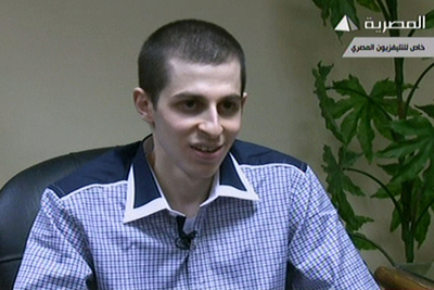 ハマスに拉致されたイスラエル兵、5年ぶりに帰国