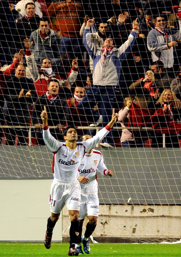 セビージャ ビジャレアル下し3位浮上