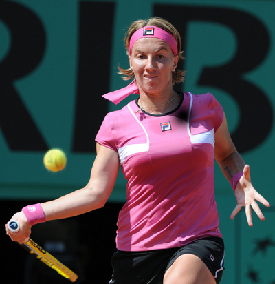 前年覇者クズネツォワ 初戦突破、全仏オープン