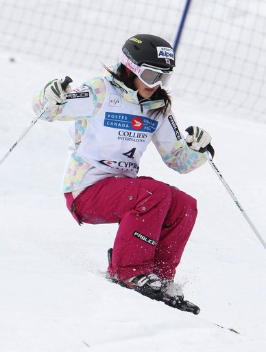 上村 第5戦は5位 伊藤は4位、フリースタイルスキーW杯
