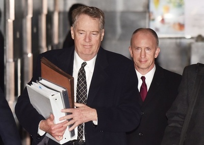 中国の習主席、15日に北京で米交渉団と会談 香港紙