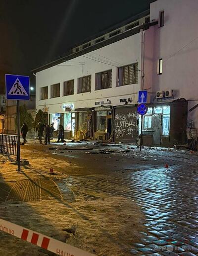 ウクライナ西部リビウで爆発、女性警察官死亡 市長「テロ行為」