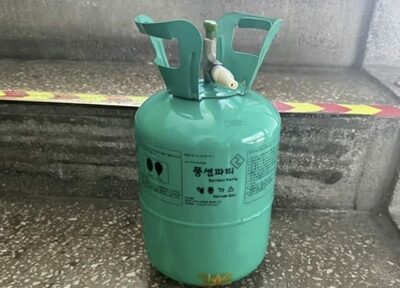 韓国・消防署前に謎のガスボンベ…「山火事対応の英雄」に贈られたその中身は