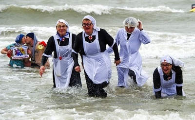 世界の新年、ちょっと変わった祝い方あれこれ