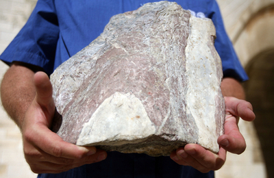 遺跡から持ち去れらた大理石、12年ぶりに戻る イスラエル