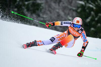 けが長引くブルホバがコーチと決別 アルペンスキー五輪女王