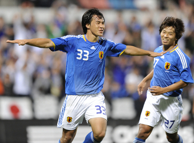 岡崎ハットトリック、日本が香港に大勝 アジアカップ最終予選