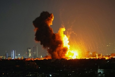 イスラエル軍、ベイルート南郊を空爆 建物6棟全壊