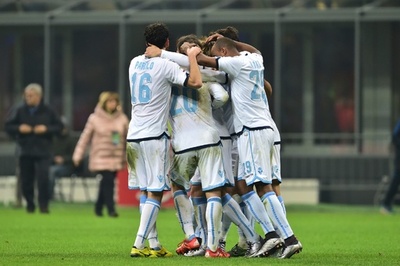 ラツィオが首位インテルを下す、カンドレーヴァが2得点