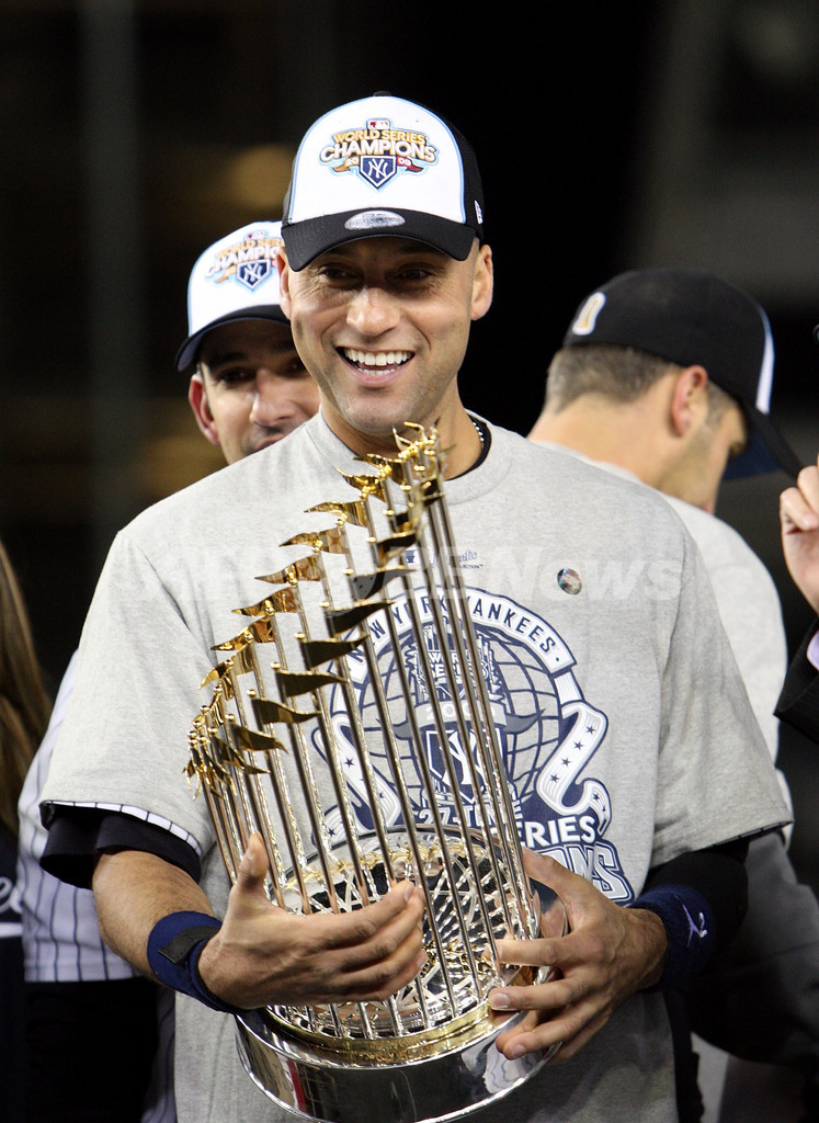 ヤンキースが9年ぶりの頂点 松井秀は6打点でMVPに、MLBワールドシリーズ