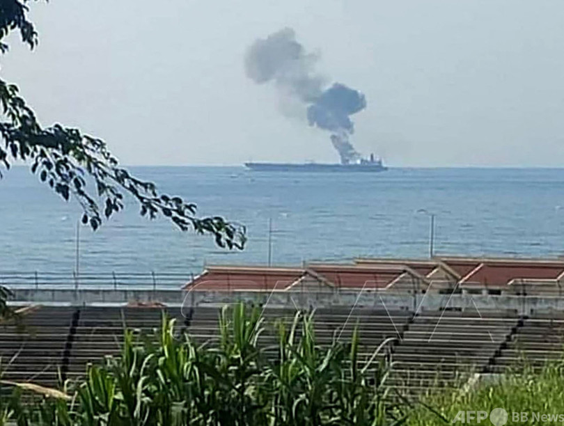 シリア沖でイランのタンカーに攻撃、3人死亡