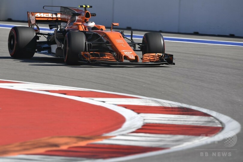 マクラーレンでトラブル続きのホンダ、複数チームとの契約を交渉中と明かす