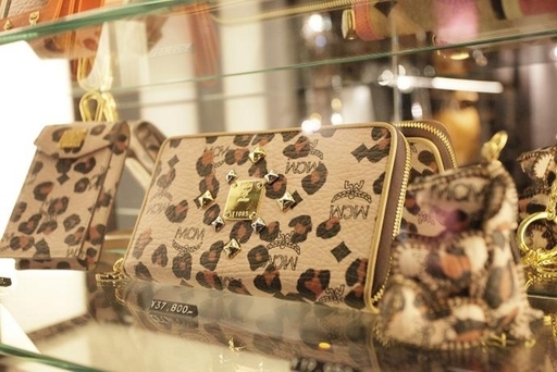 MCM 財布　ラブレス　ギルドプライム ラブレス＆ギルドプライム、12年春夏より「MCM」本格展開スタート 写真