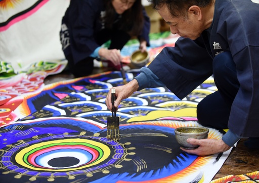 老舗の手描きこいのぼり、埼玉県加須市 写真6枚 国際ニュース：AFPBB News