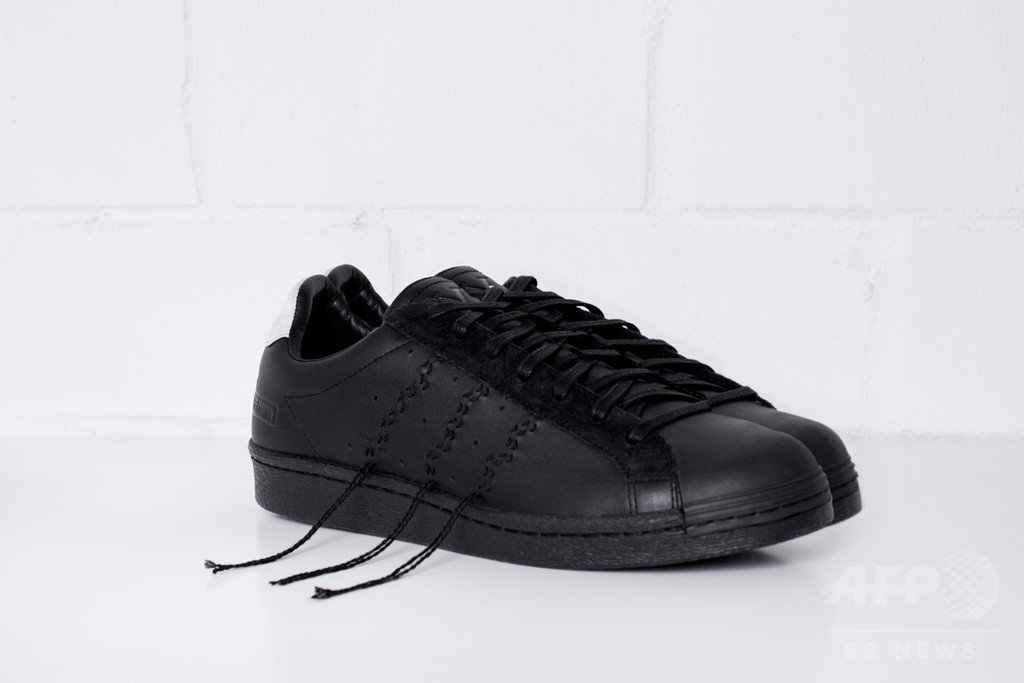 アディダス×Y’s、定番モデル「SS」ベースのシューズ発売