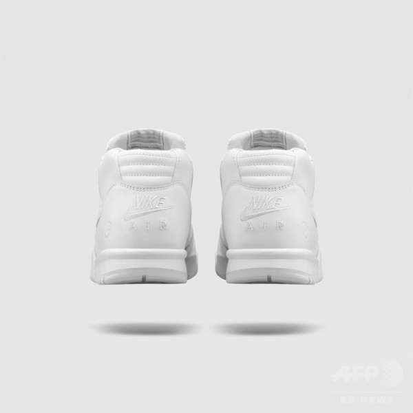 全米オープン記念、「ナイキラボ×フラグメントデザイン」コラボシューズ発売