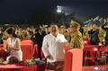 北朝鮮の平壌で、朝鮮戦争の「戦勝記念日」を祝う式典に出席する金正恩総書記（中央）。朝鮮中央通信（KCNA）提供（2022年7月27日撮影、28日公開）。(c)AFP PHOTO/KCNA VIA KNS