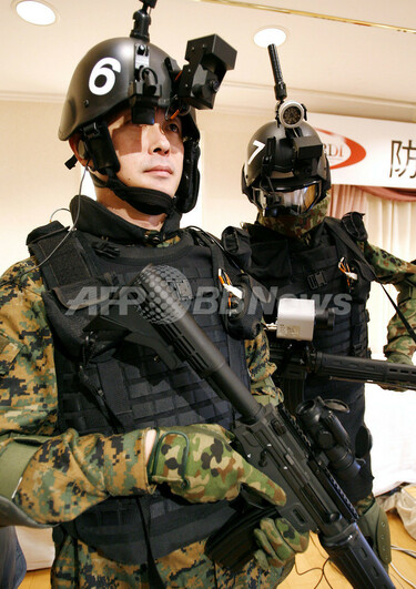 SFアニメ現実化? 防衛技術シンポに超ハイテク個人装備システム登場