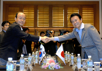 日韓外相会談、北朝鮮核問題や慰安婦発言を協議 - 韓国