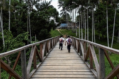 アマゾン先住民の村、若者の自殺相次ぐ コロンビア