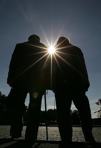 欧州男性の平均身長、100年強で11センチ伸びる 研究