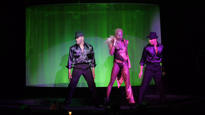 ＜動画＞ドン ペリニヨンが宮本亜門とコラボ、一夜限りのショー開催