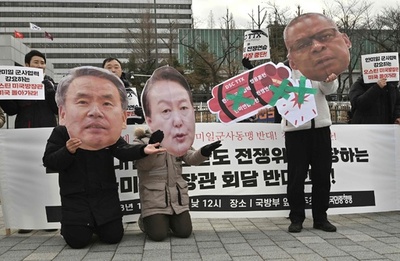 米韓国防相、軍事演習や安保協力強化で合意 北の核脅威受け