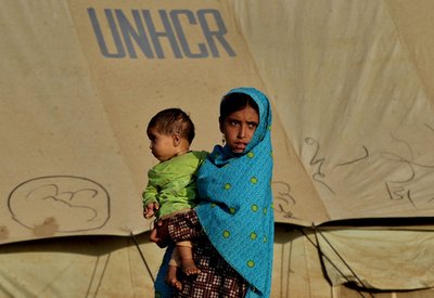 パキスタン軍によるタリバン掃討作戦、仮設テント暮らしの避難民