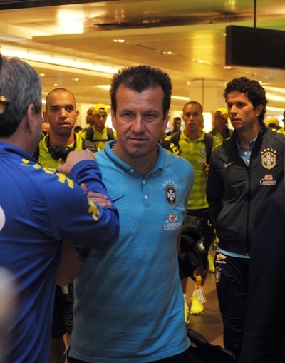 ドゥンガ監督、「鼻つまみ」ジェスチャーの真意を説明