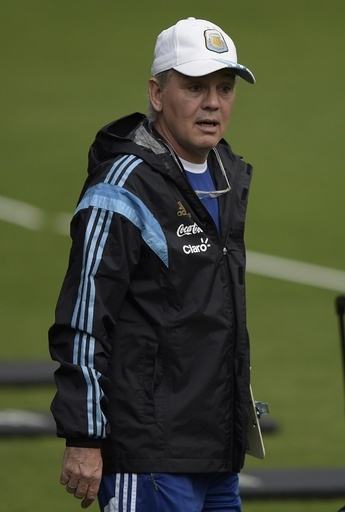 サベジャ監督、大会終了後に退任か 代理人が示唆