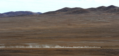 スペインのコマとロマが第8ステージを制す、ダカールラリー