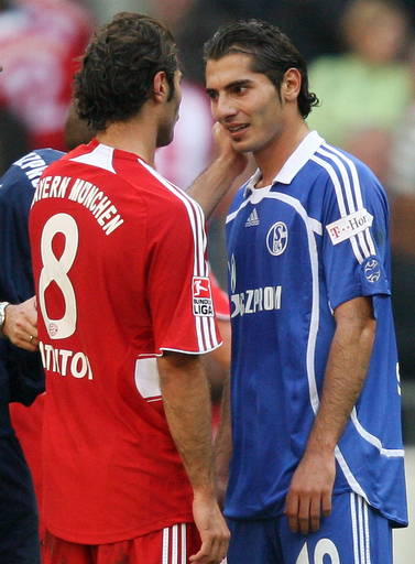 バイエルン シャルケと引き分け2試合連続のドロー