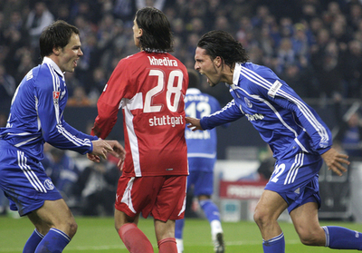シャルケ ホームでシュツットガルトに快勝