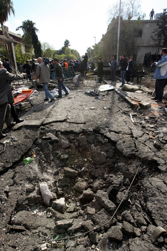 シリアで連続自爆攻撃、政府と反体制派の主張に食い違い