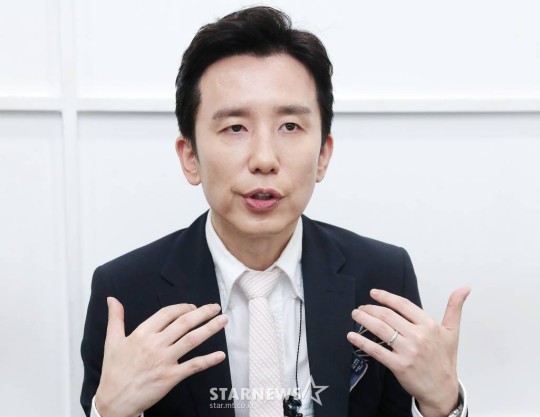 (c)STARNEWS