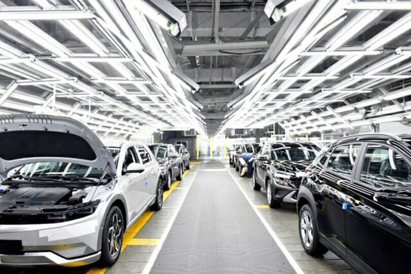 現代自動車蔚山工場の「アイオニック5」生産ライン＝現代自動車(c)KOREA WAVE