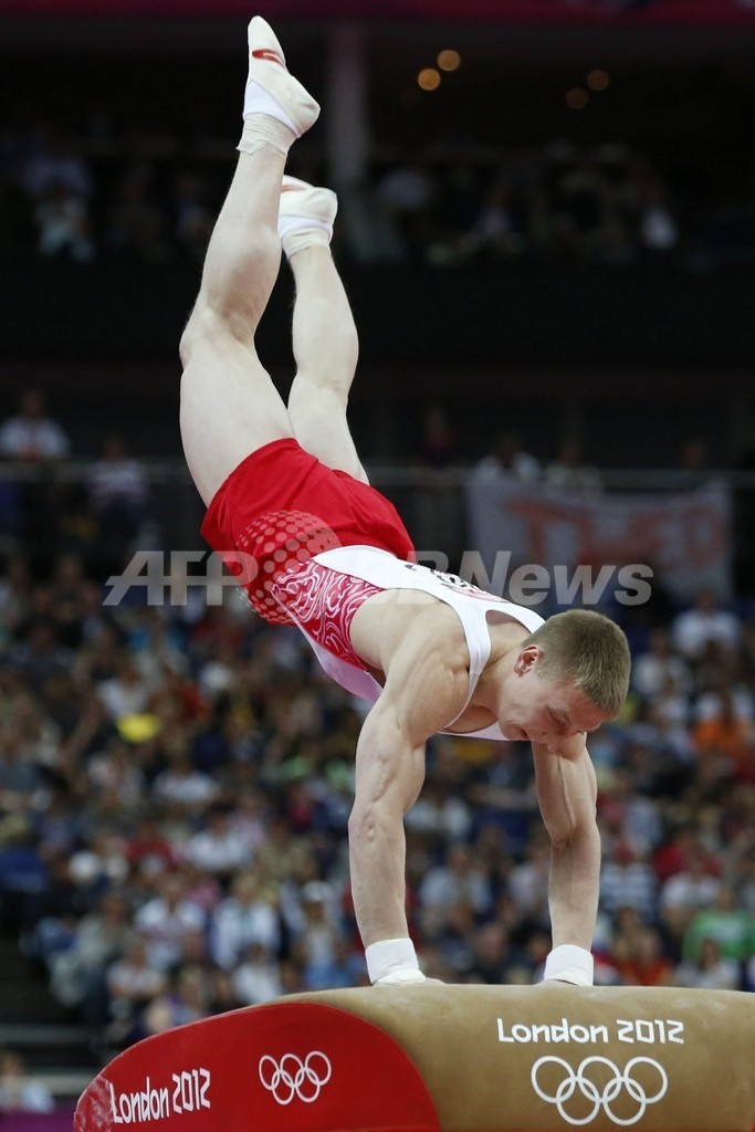 梁鶴善が男子種目別跳馬で金メダルを獲得