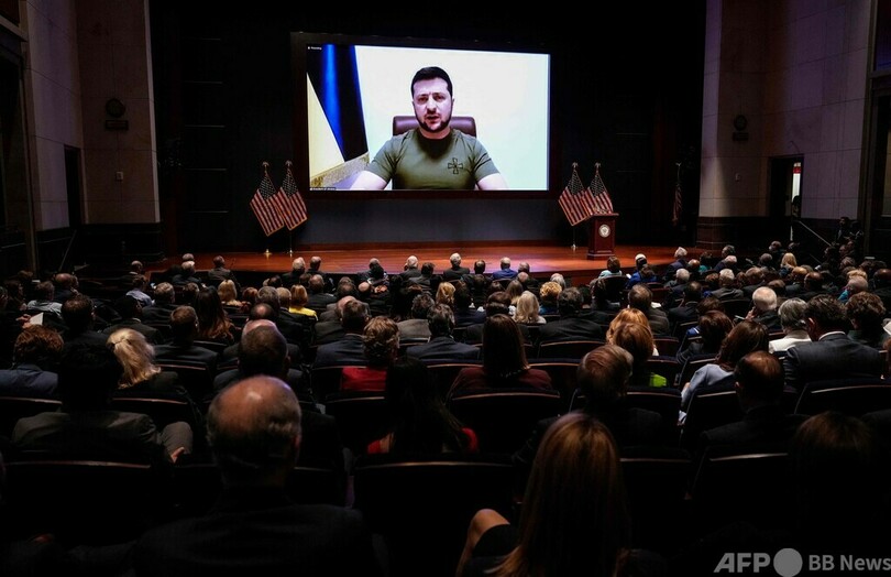 ウクライナ大統領、米議会で演説 真珠湾攻撃にも言及