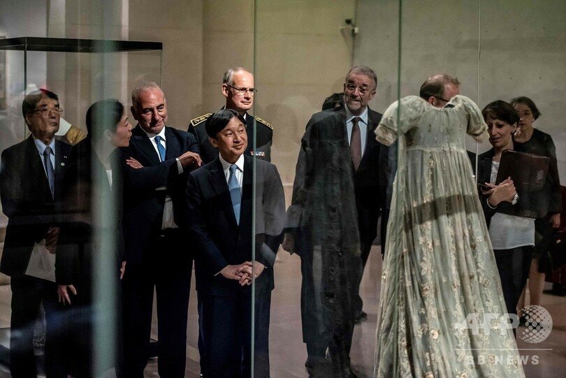 訪仏中の皇太子さま、リヨンで織物博物館と補習授業校を視察