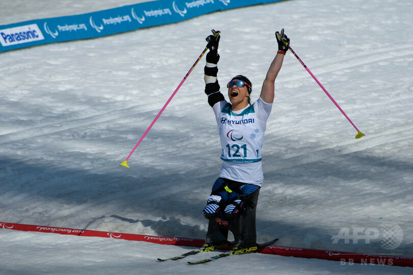 チェルノブイリ被害の選手、平昌パラで悲願の金「最高に幸せ」