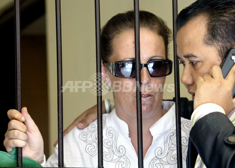所持か使用か、麻薬で逮捕の豪人教師への求刑を減刑 - インドネシア