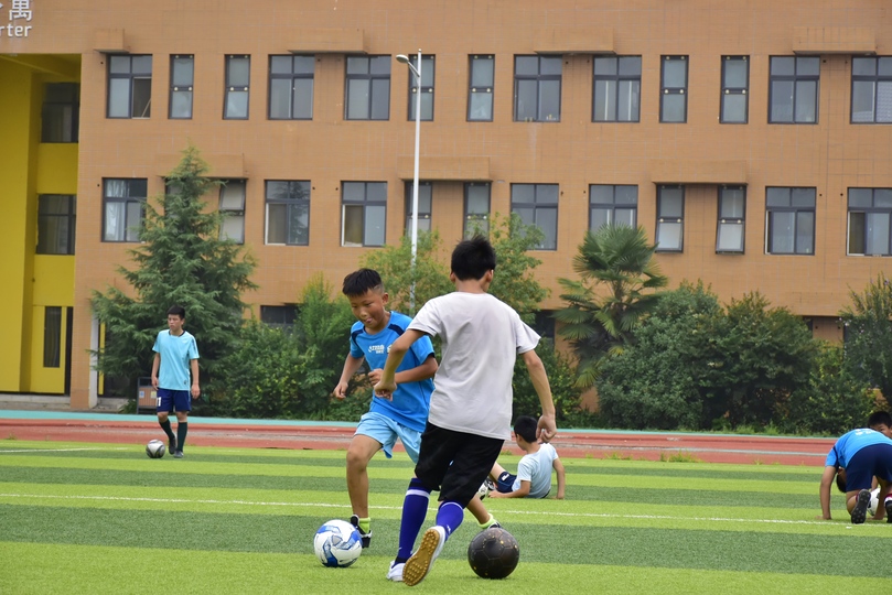 サッカーの夢をかなえる 貧困県の少年少女が訓練に参加 中国 河南省 写真10枚 国際ニュース Afpbb News